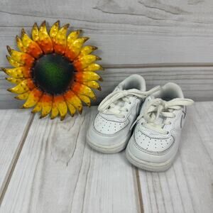 Kids Nike Air Force 1 Low White Leather Lace Up Sneakers Size 4C